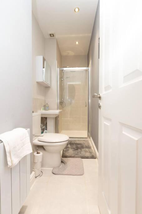 Lavish 2Bed Apartment In The Heart Of Birkenhead Kültér fotó