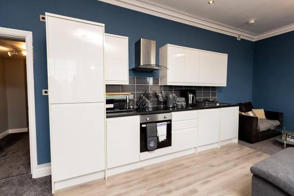 Lavish 2Bed Apartment In The Heart Of Birkenhead Kültér fotó
